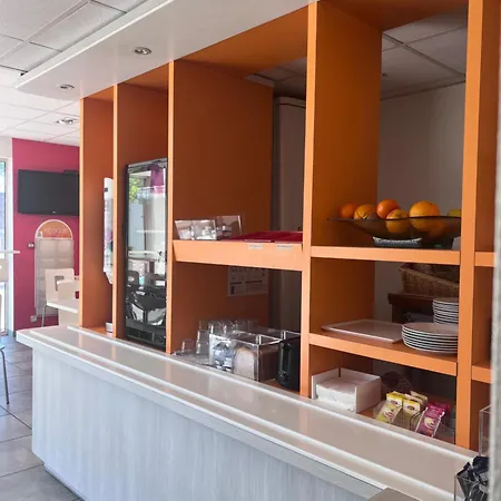 Premiere Classe Toulouse Sud Otel