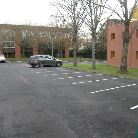 Premiere Classe Toulouse Sud 2*